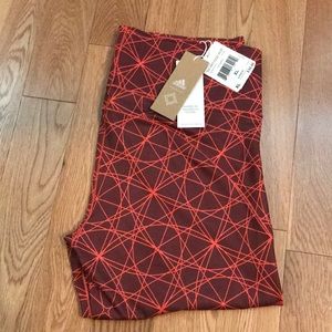 Adidas 3/4 length Leggings in XL